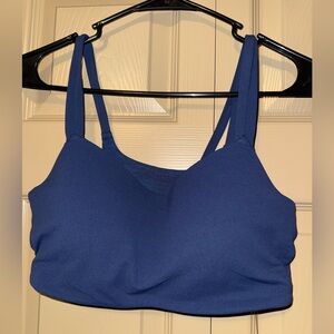 NWT - Nike Zenvy Strappy Light Support Padded Sports Bra (Size Large)